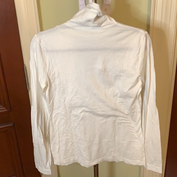 White turtleneck - Picture 3 of 4